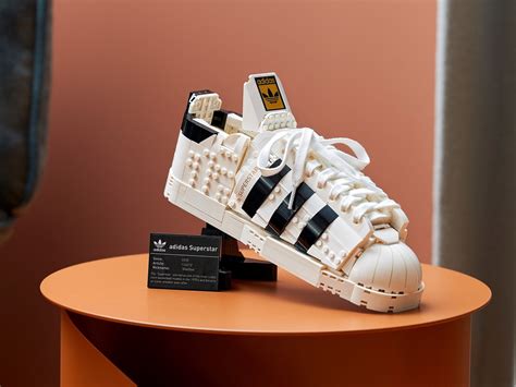 lego 10282 adidas superstar